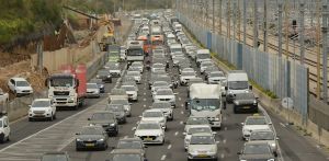 Trafikkaos p� Ayalon Highway i Tel Aviv